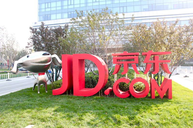 E-commerce in China: The Unstoppable Growth of Online Shopping - JD.com